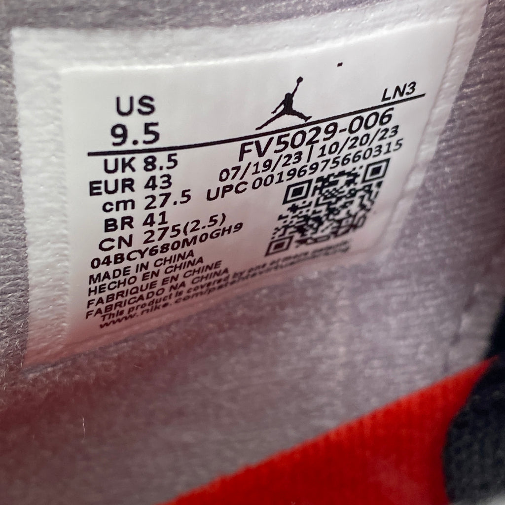 Air Jordan 4 Retro "Bred Reimagined" 2024 New Size 9.5