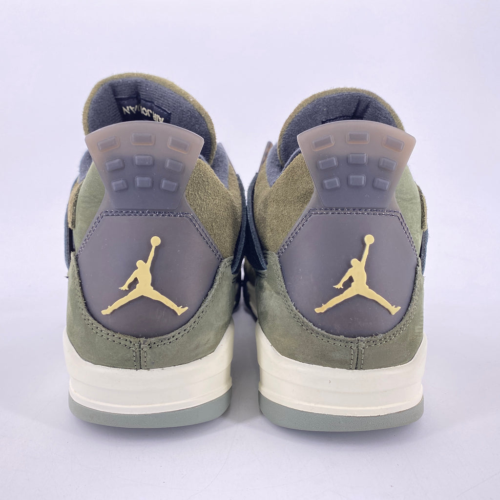 Air Jordan 4 Retro "Medium Olive" 2023 Used Size 13