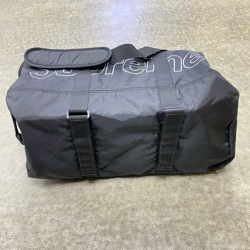 Supreme Duffle Bag "FW18" 2018 Used Black