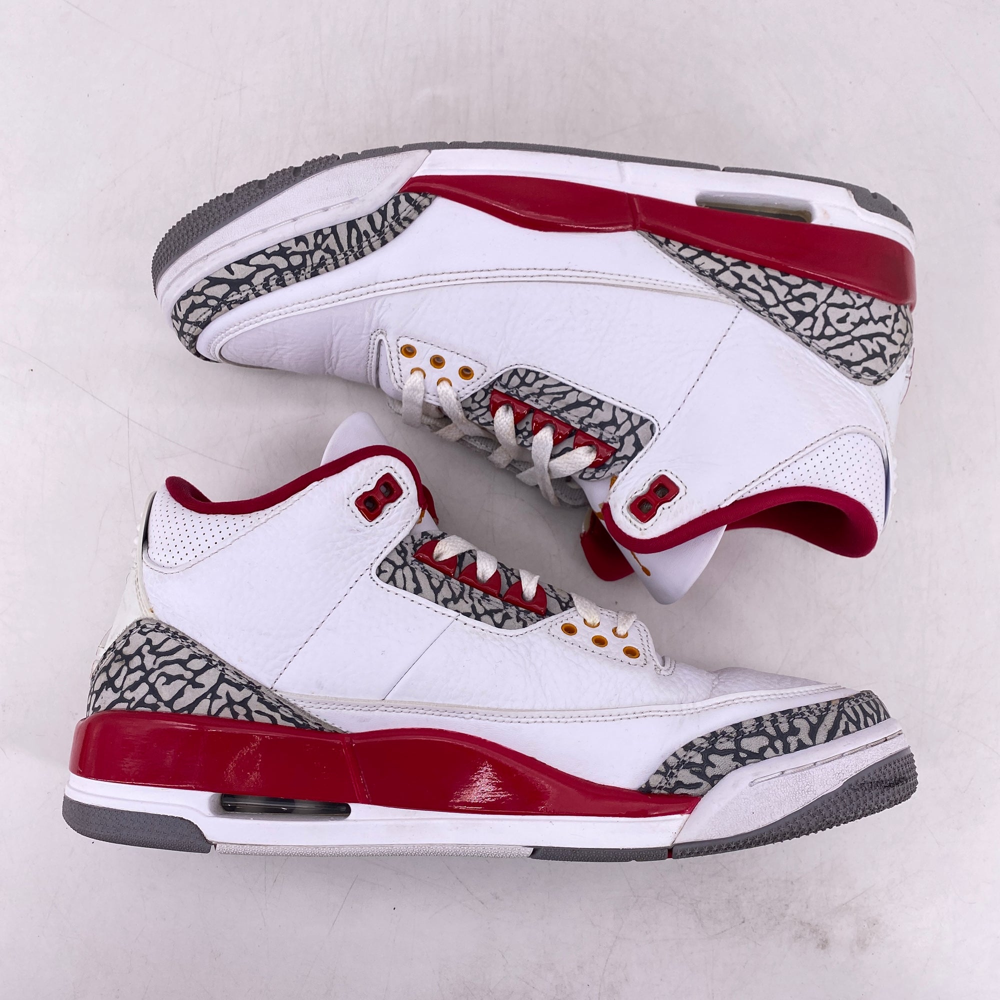 Air Jordan 3 Retro &quot;Cardinal&quot; 2022 Used Size 10.5