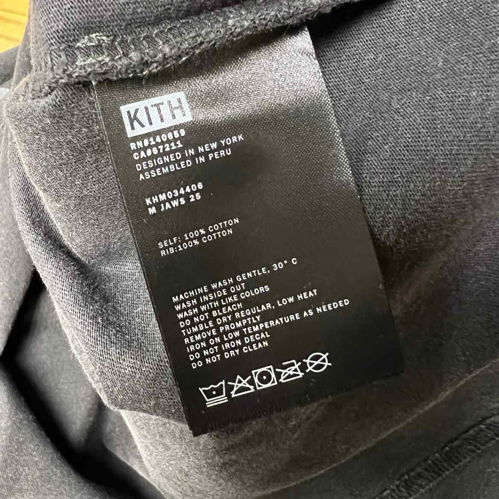 Kith T-Shirt "JAWS" Black New Size 2XL