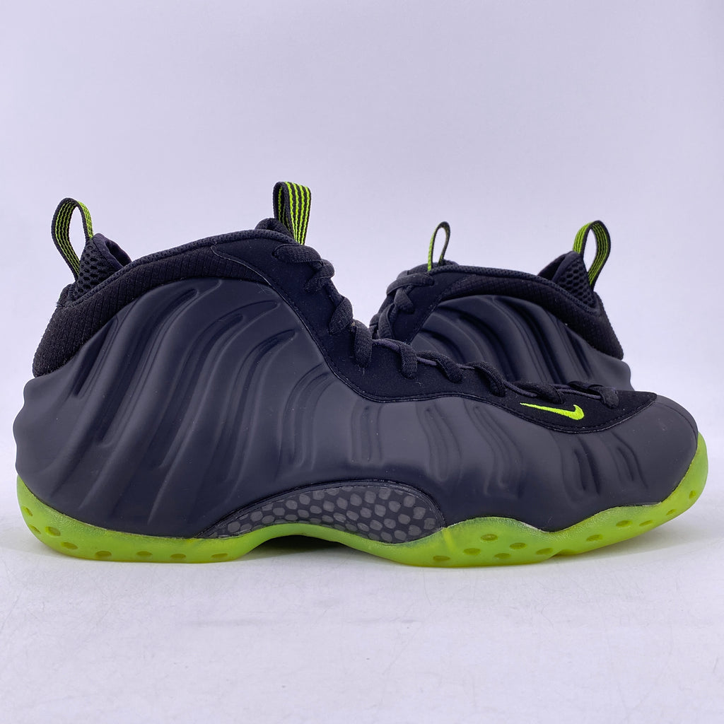 Nike Air Foamposite One "Black Volt" 2025 Used Size 10
