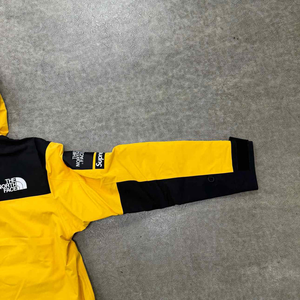 Supreme Jacket "TNF ARC LOGO" Yellow New Size L
