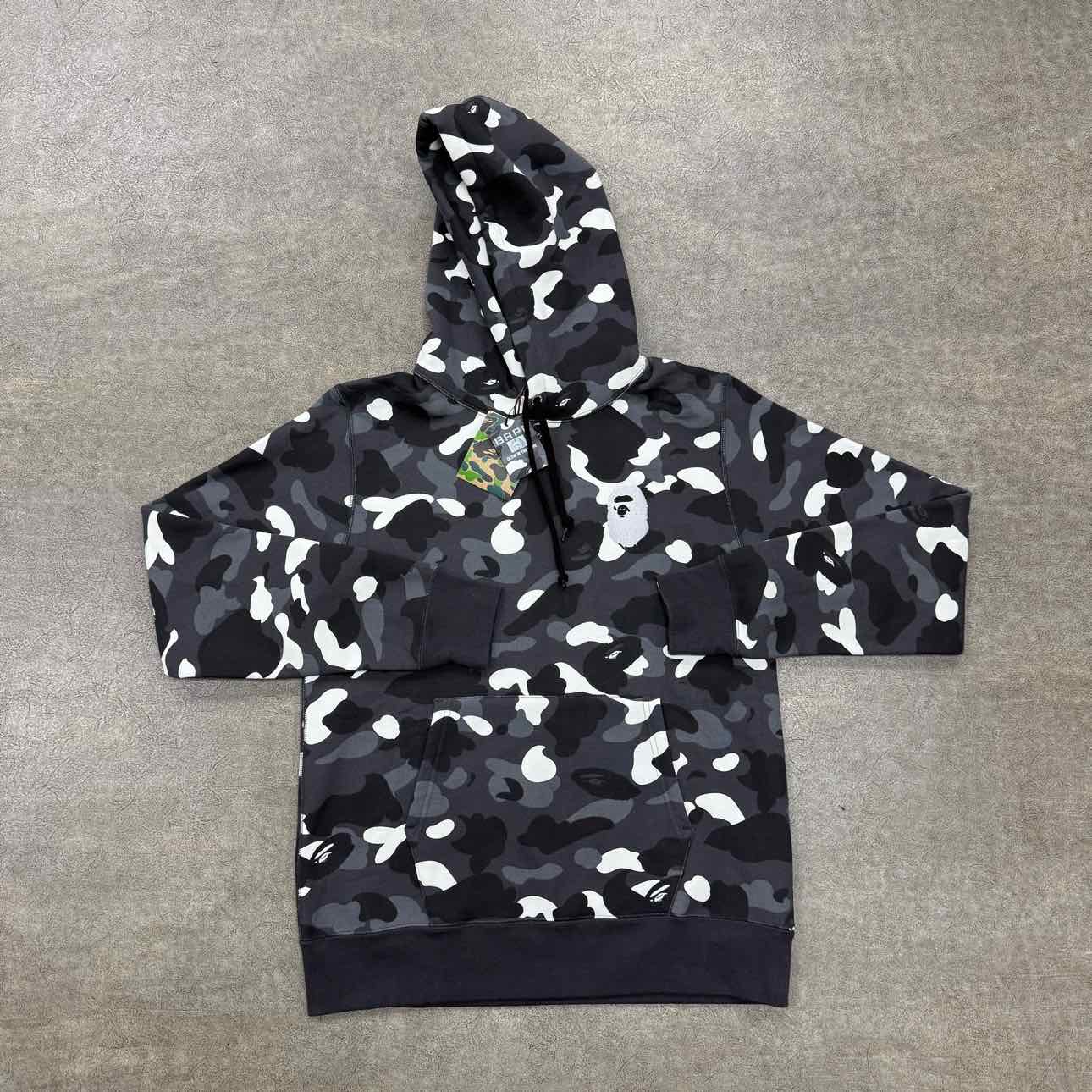 Bape Hoodie &quot;GLOW IN THE DARK&quot; Black New Size L