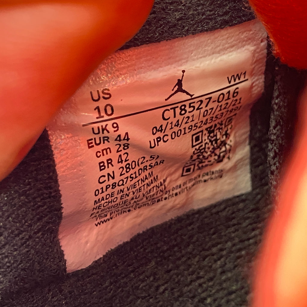 Air Jordan 4 Retro "Red Thunder" 2022 Used Size 10