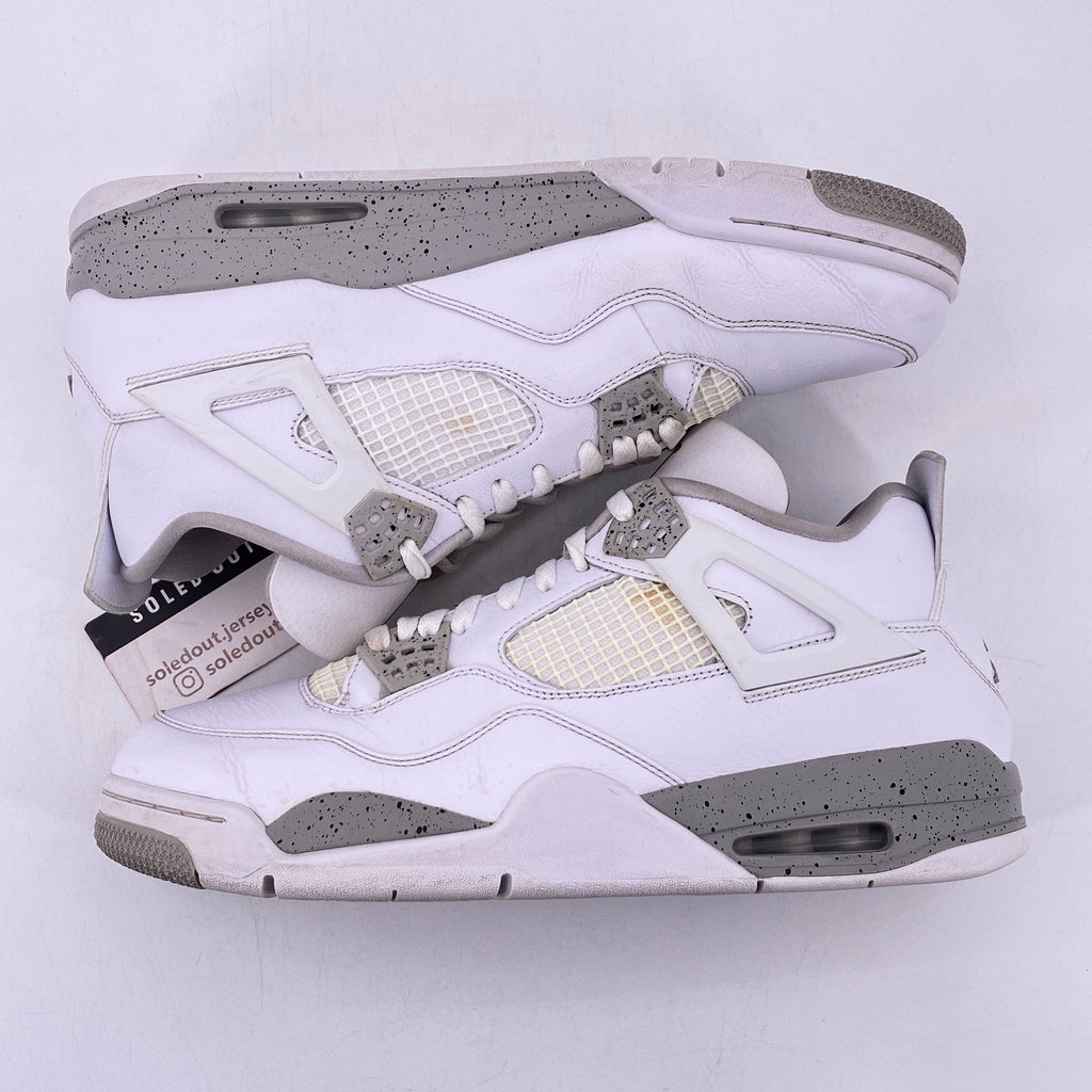 Air Jordan 4 Retro "White Oreo" 2021 Used Size 13