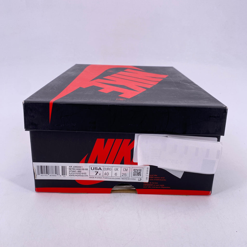 Air Jordan (GS) 1 Retro High "Bloodline" 2019 Used Size 7Y