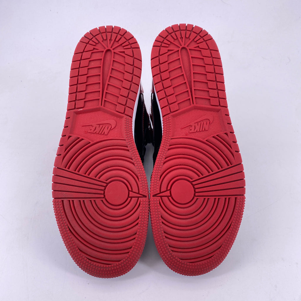Air Jordan (GS) 1 Retro High OG "Patent Bred" 2021 Used Size 6Y