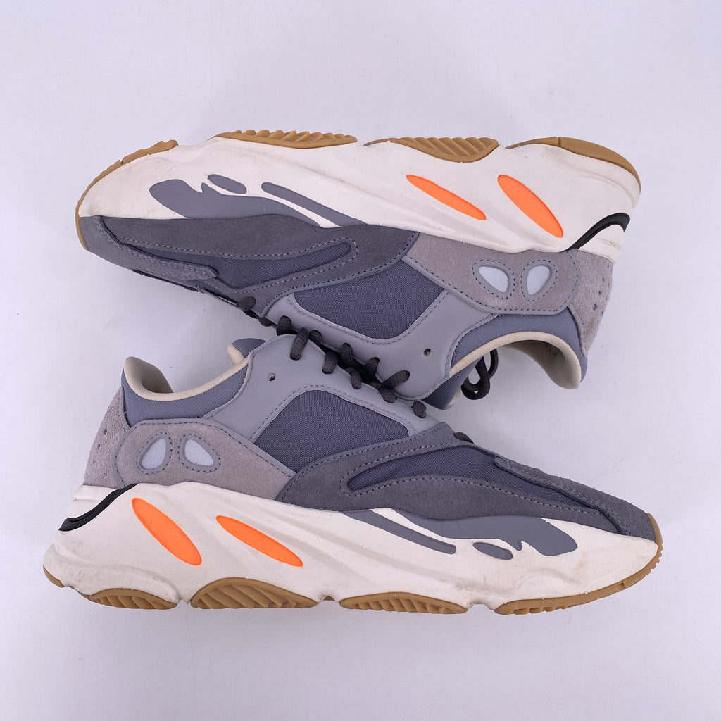 Yeezy 700 "Magnet" 2019 Used Size 7.5