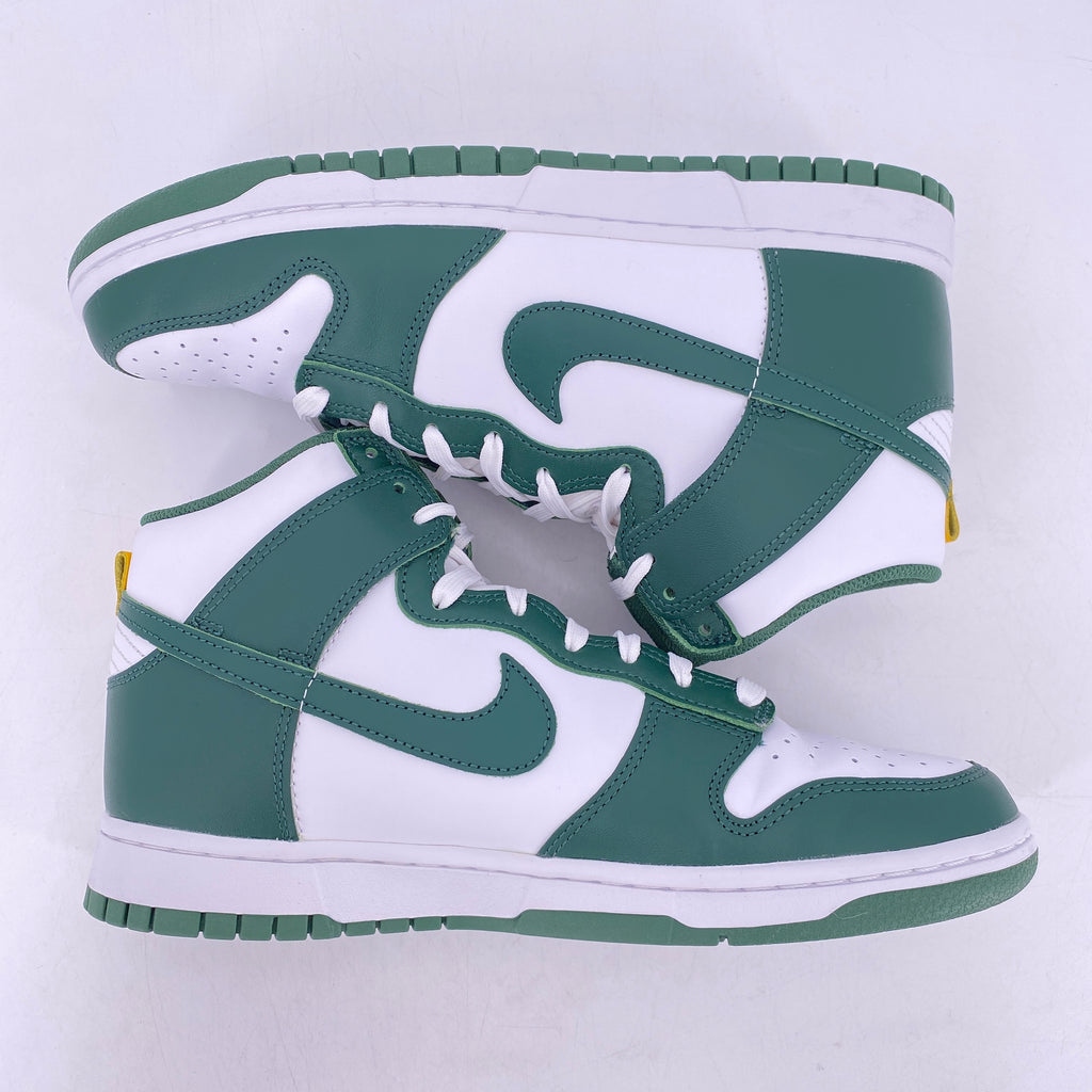 Nike Dunk High "Australia" 2022 Used Size 9