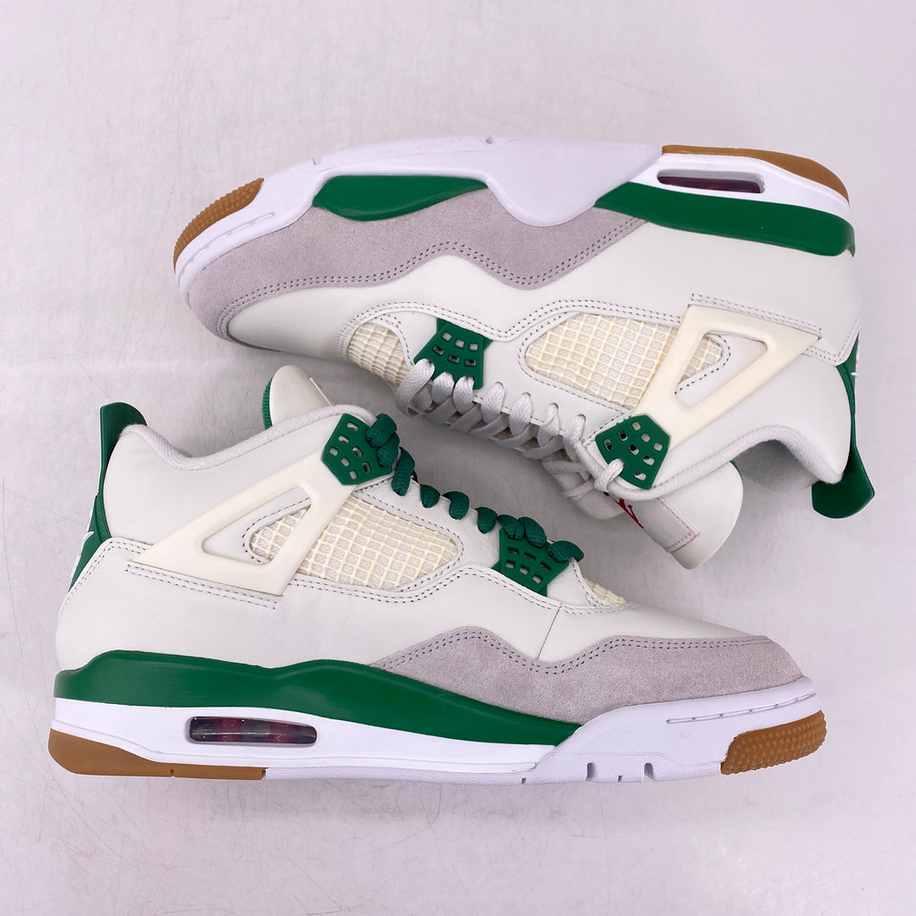 Air Jordan 4 Retro "Pine Green" 2023 New (Cond) Size 9.5