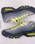 Nike Air Max 95 "Neon" 2020 Used Size 7