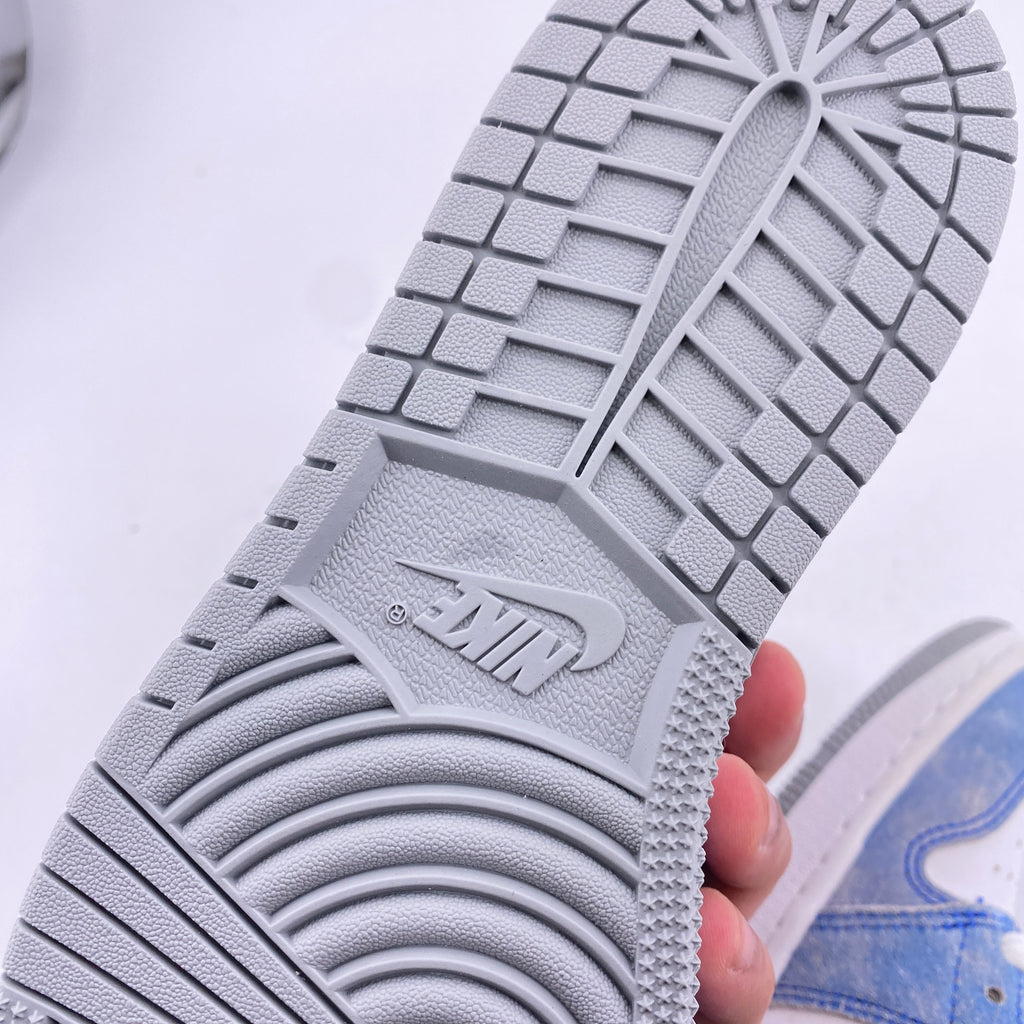 Air Jordan (GS) 1 Retro High OG "Hyper Royal Sg" 2021 New Size 5Y