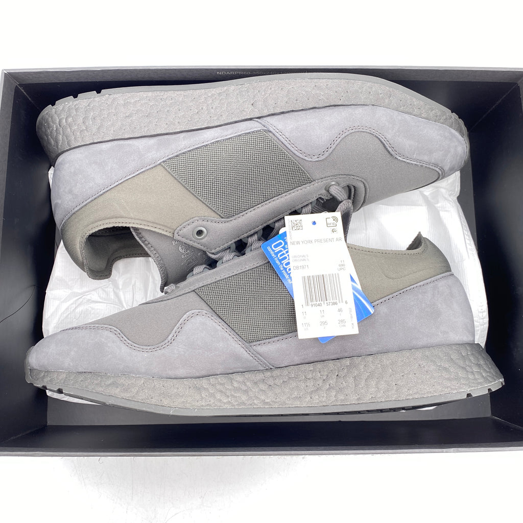 Adidas New York Present "Daniel Arsham Grey" 2017 New Size 11.5