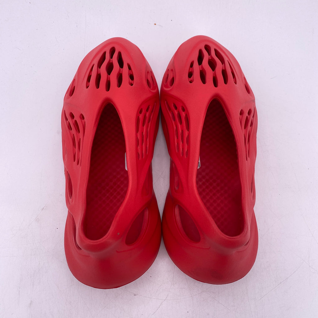Yeezy Foam RNNR "Vermillion" 2021 Used Size 11