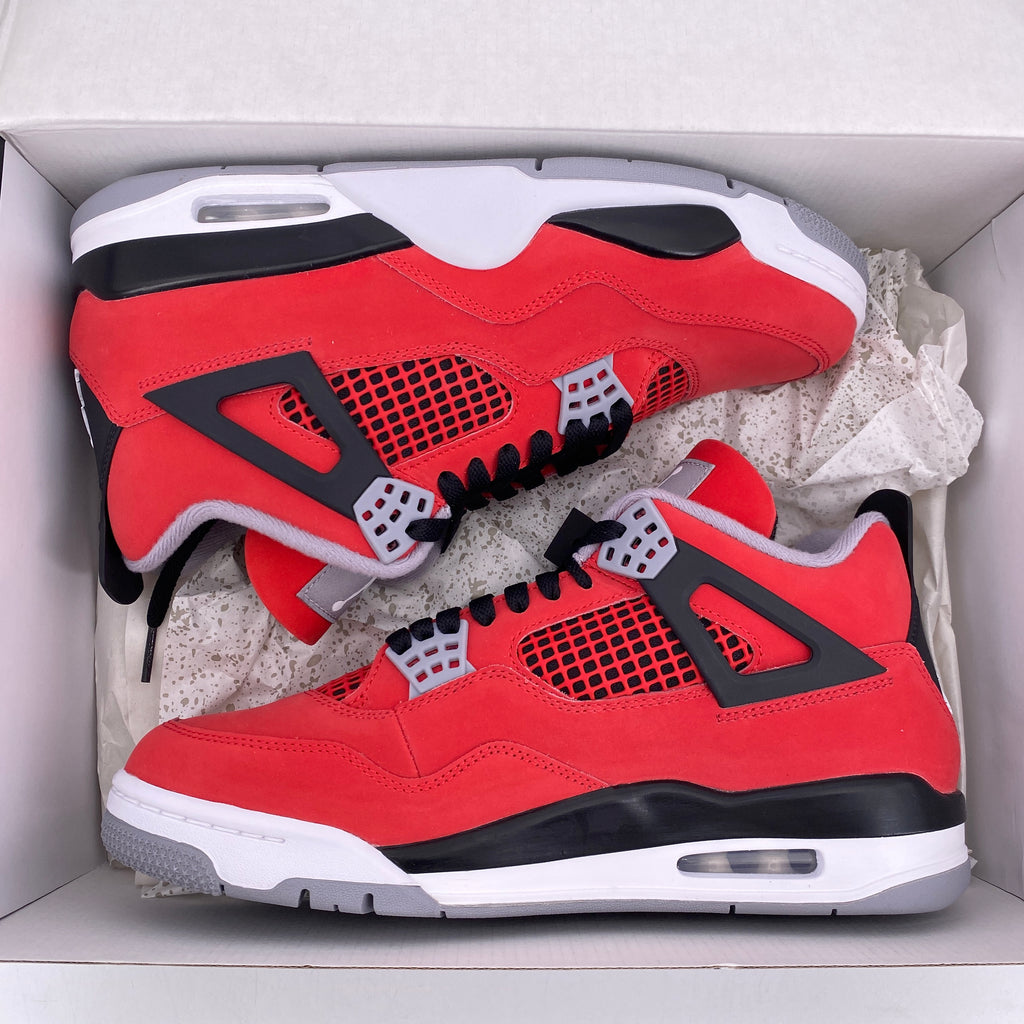 Air Jordan 4 Retro "Toro Bravo" 2026 New Size 9.5