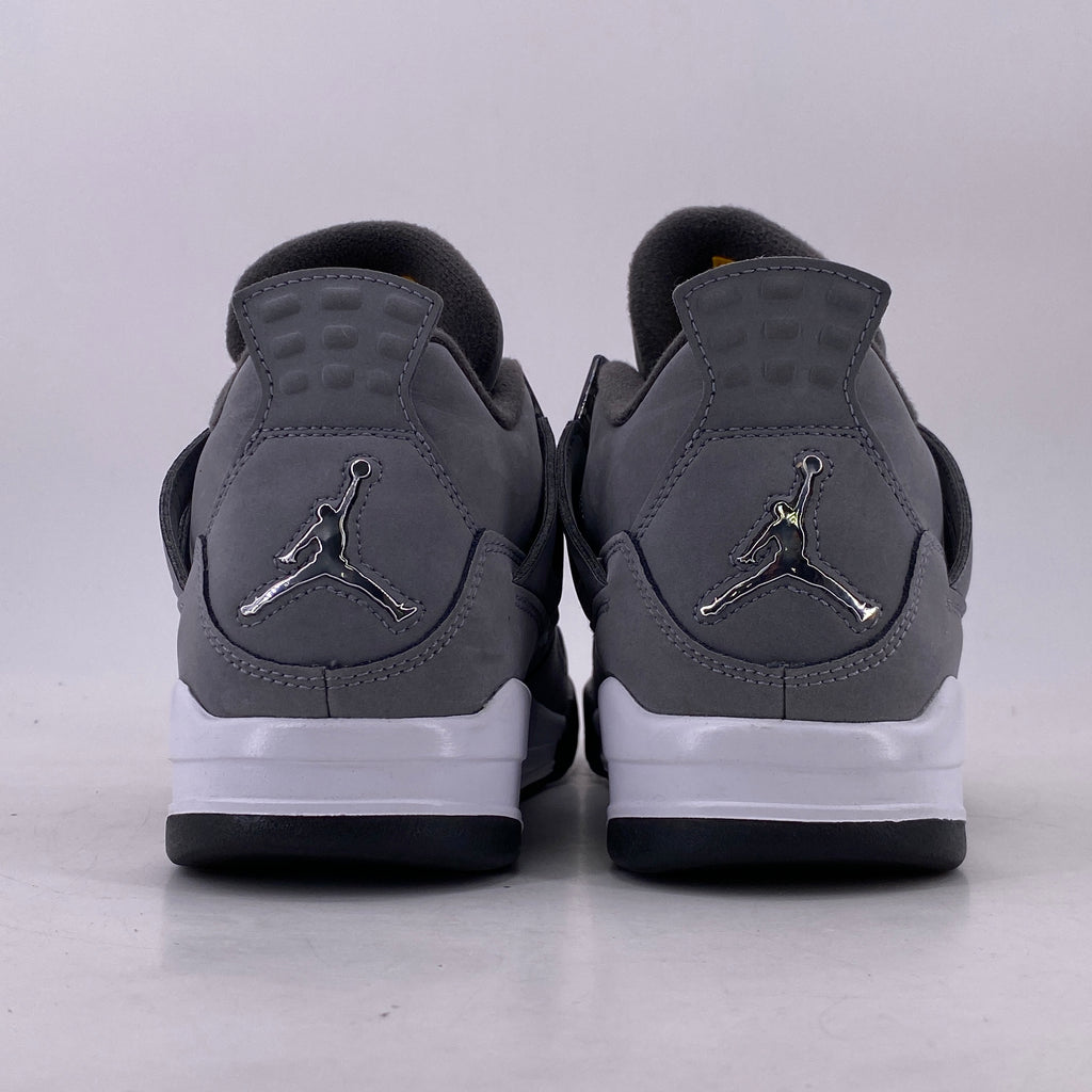 Air Jordan 4 Retro "Cool Grey" 2019 Used Size 8