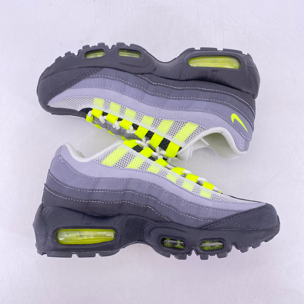 Nike (GS) Air Max 95 "Neon" 2020 New Size 4Y