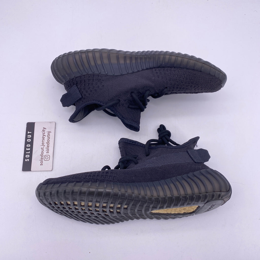 Yeezy 350 v2 "Onyx" 2022 Used Size 8.5