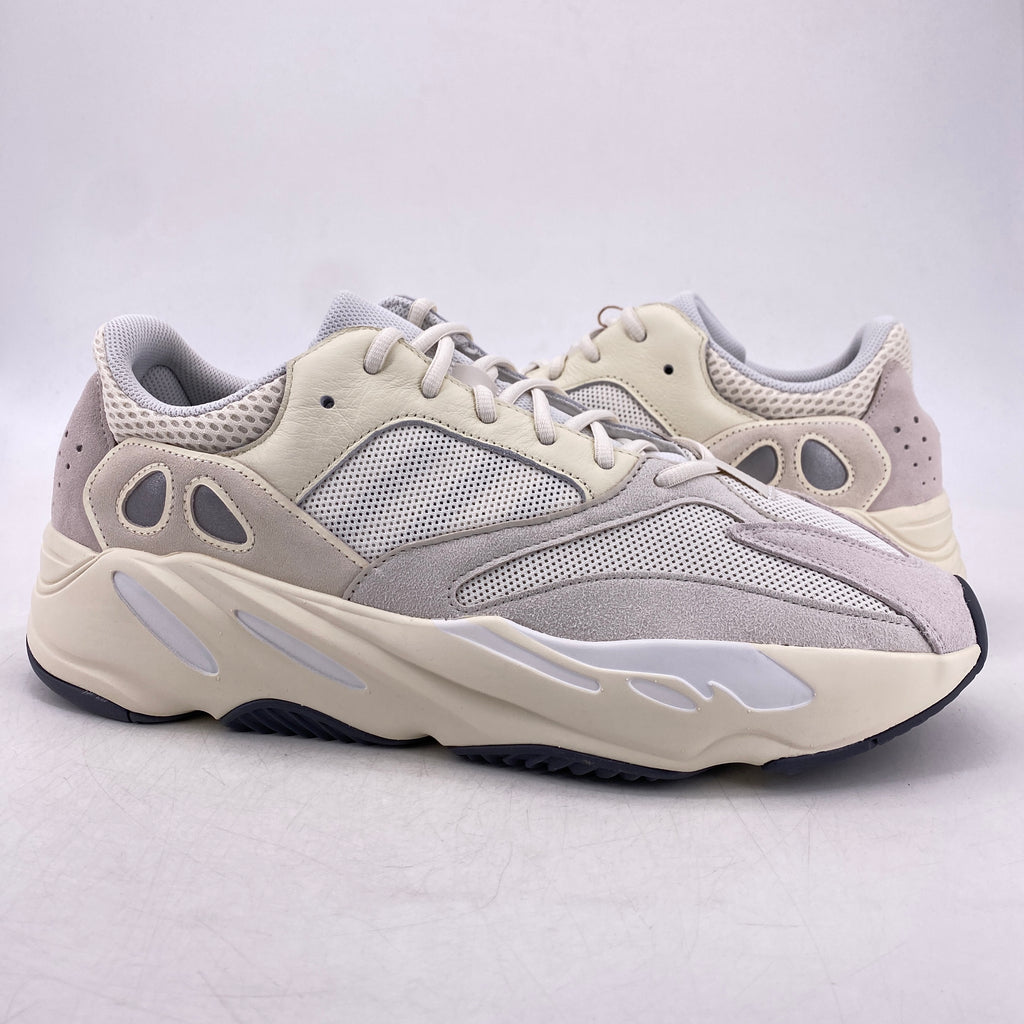 Yeezy 700 "Analog" 2024 New Size 14.5