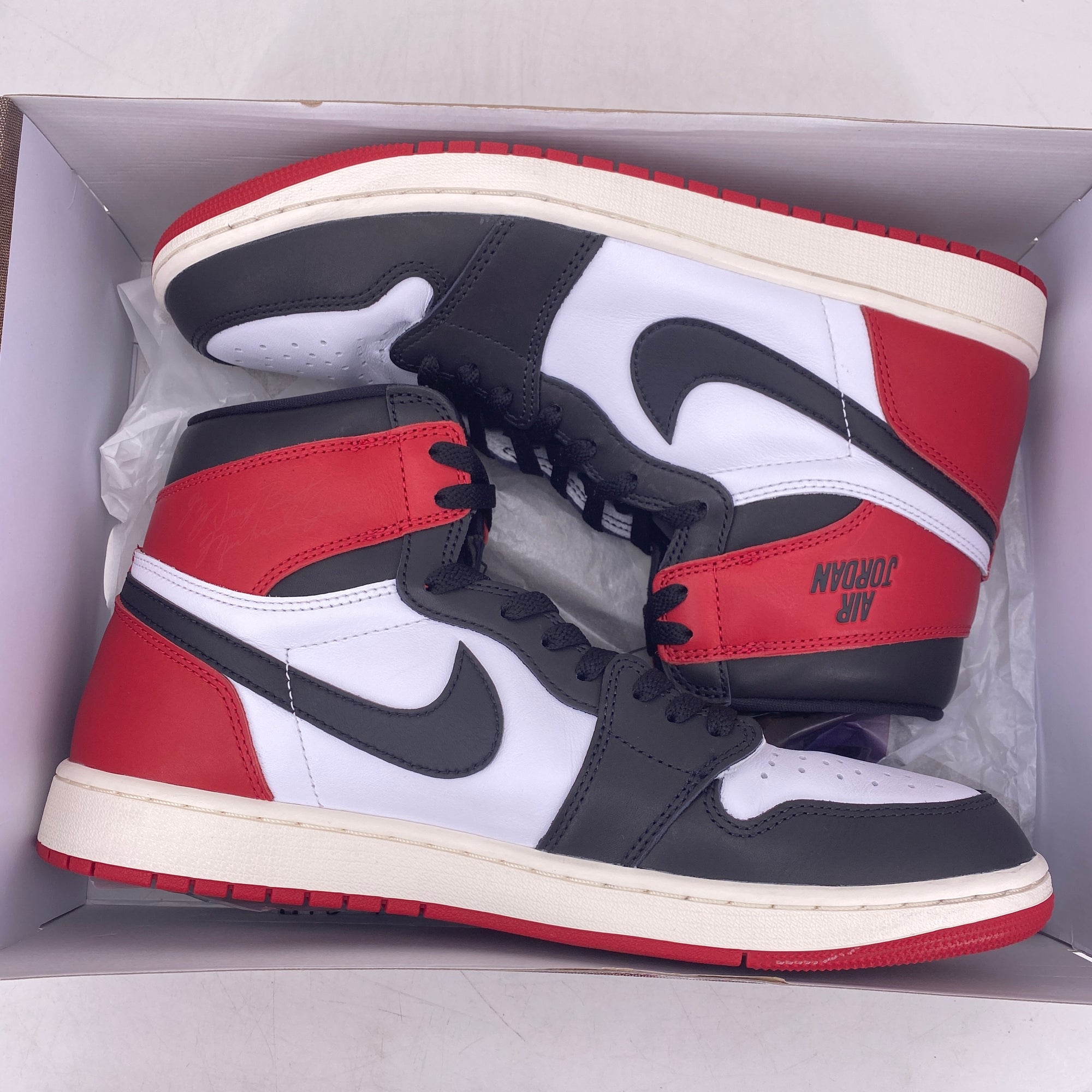 Air Jordan 1 Retro High OG &quot;Black Toe Reimagined&quot; 2025 Used Size 12