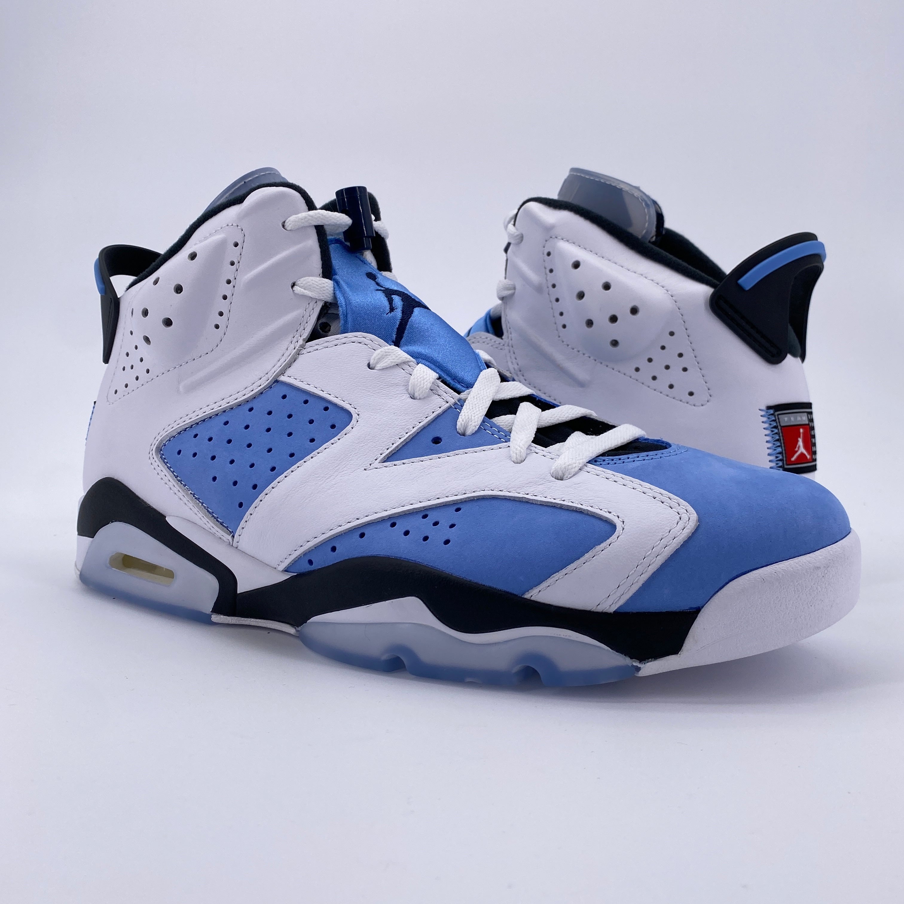 Jordan 6 UNC store size 8.5