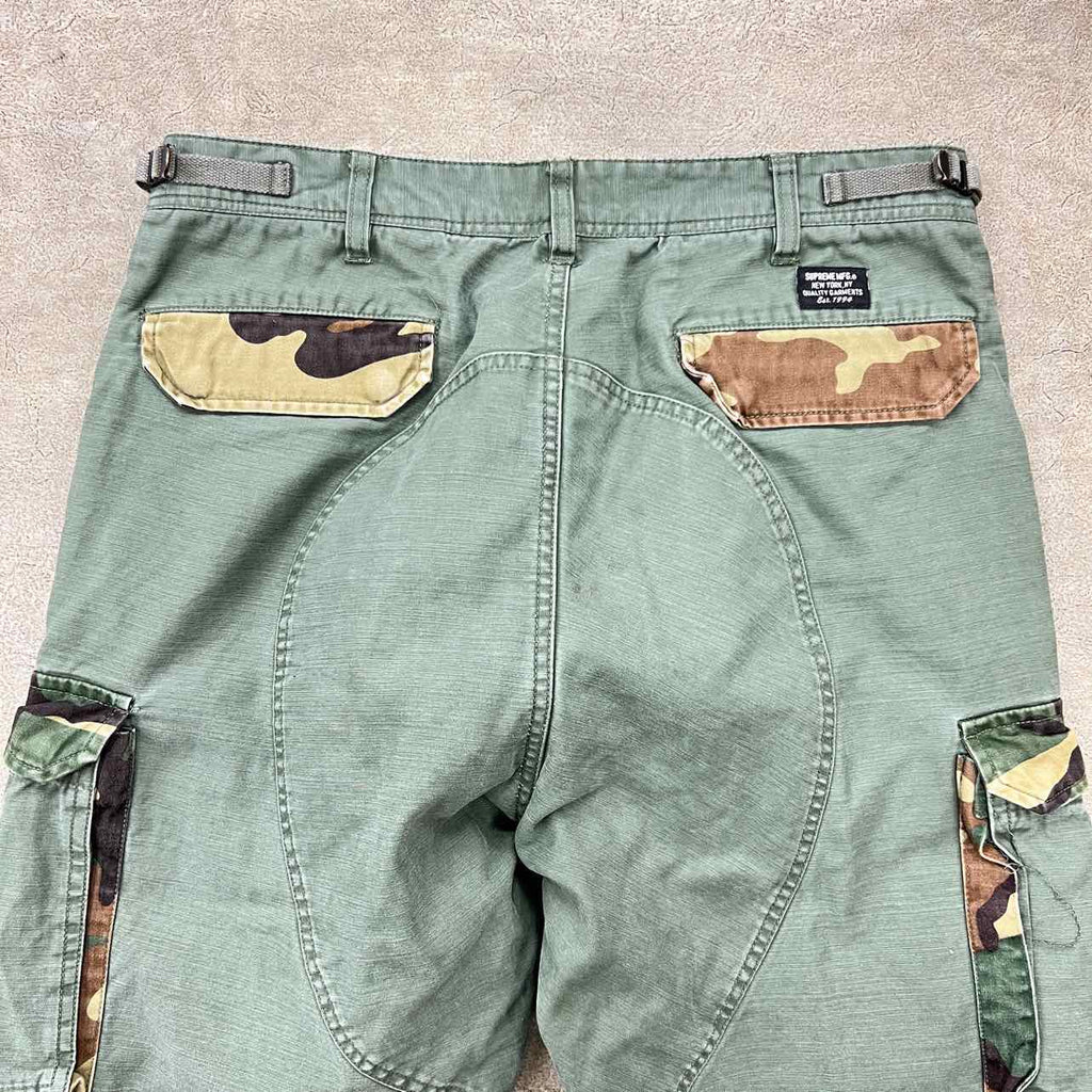 Supreme Pants "CAMO" Olive Used Size 30