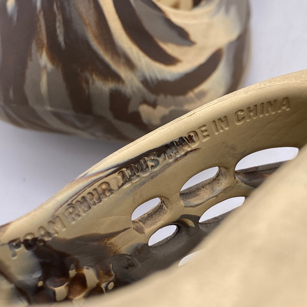 Yeezy Foam RNNR "Mx Cream Clay" 2021 Used Size 11