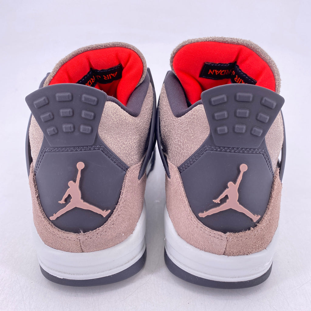 Air Jordan 4 Retro "Taupe Haze" 2021 Used Size 8