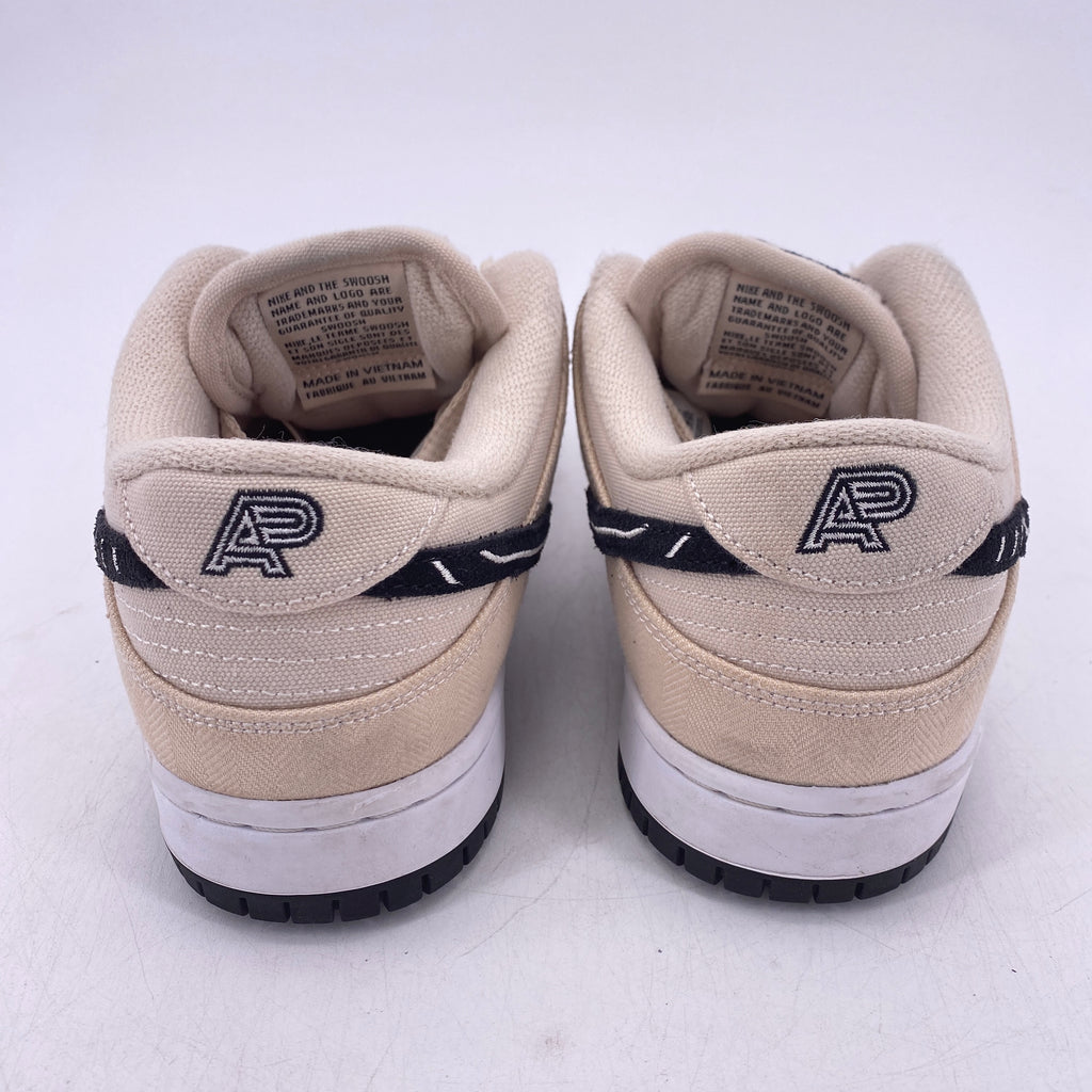 Nike SB Dunk Low "Albino & Preto" 2023 Used Size 8
