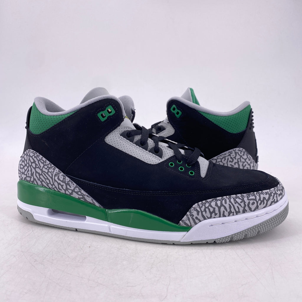 Air Jordan 3 Retro "Pine Green" 2021 Used Size 11.5