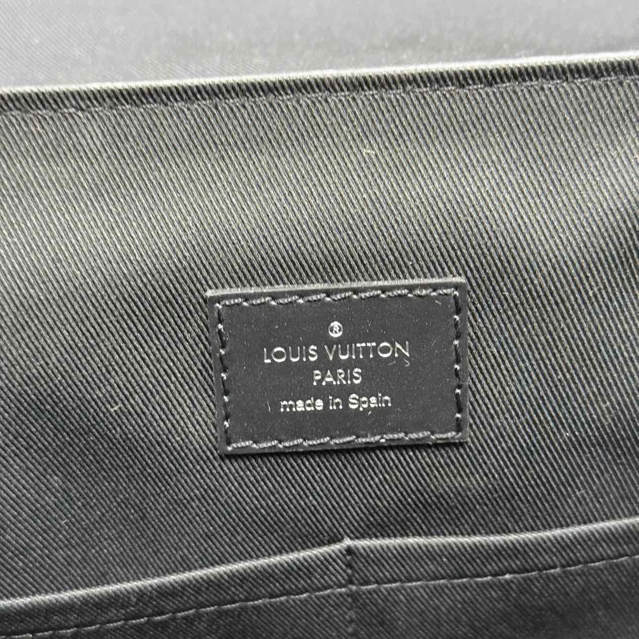 Louis Vuitton Messenger Bag &quot;MONOGRAM&quot; Used Black