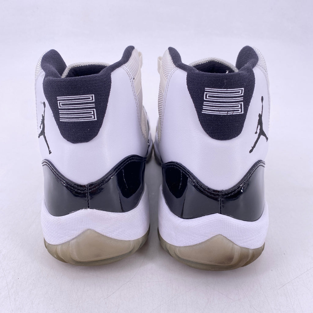 Air Jordan 11 Retro "Concord" 2011 Used Size 8.5
