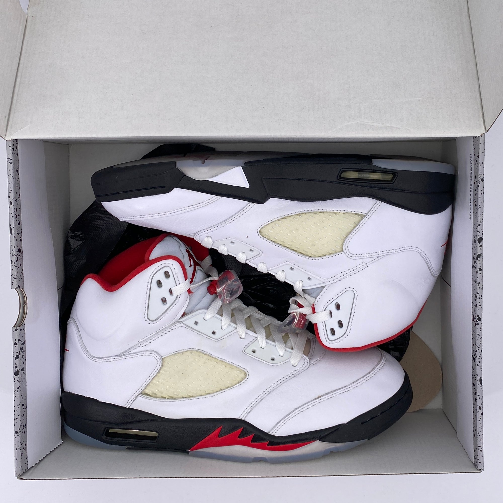 Air Jordan 5 Retro &quot;Fire Red&quot; 2020 Used Size 11.5