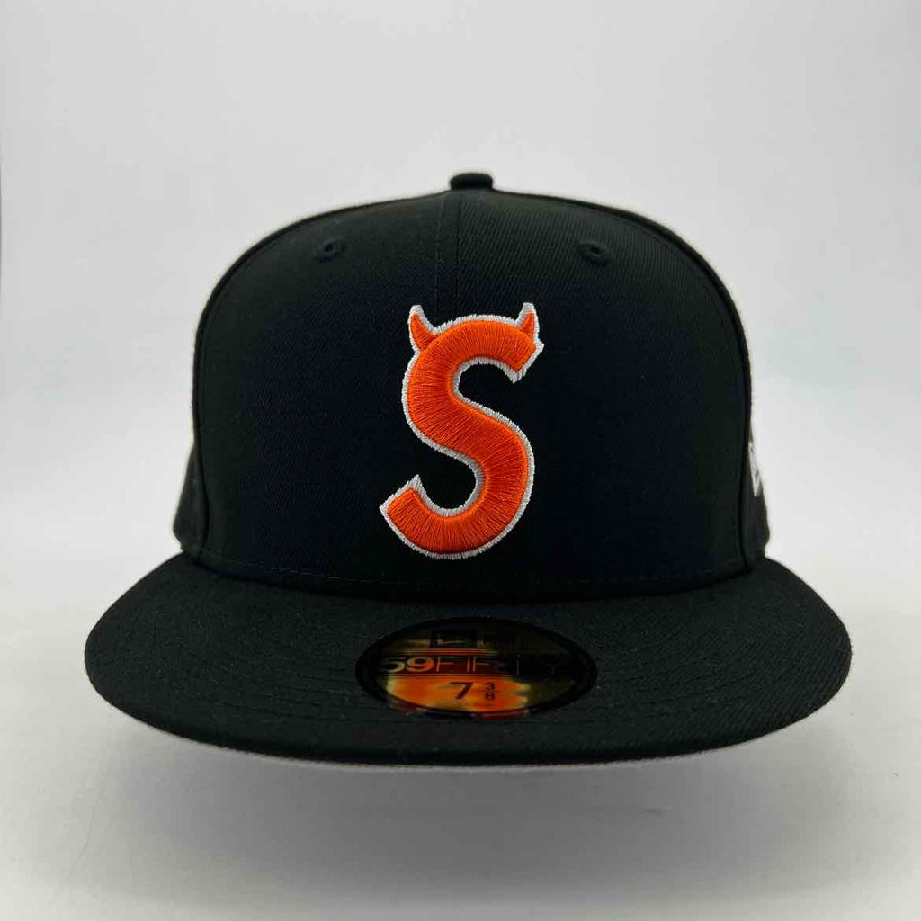 Supreme Fitted Hat "DEVIL S LOGO" New Black Size 7 3/8