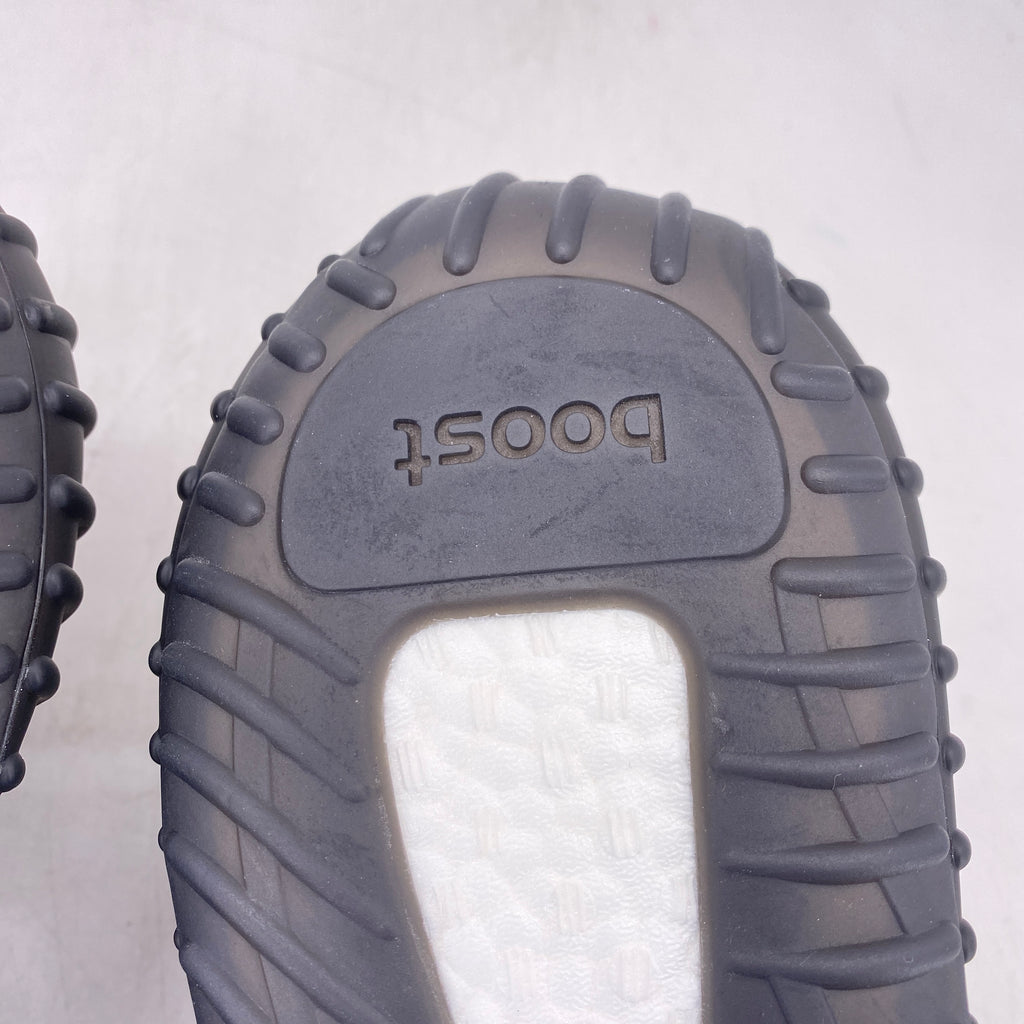 Yeezy 350 v2 "Black Non-Reflective" 2019 New Size 13