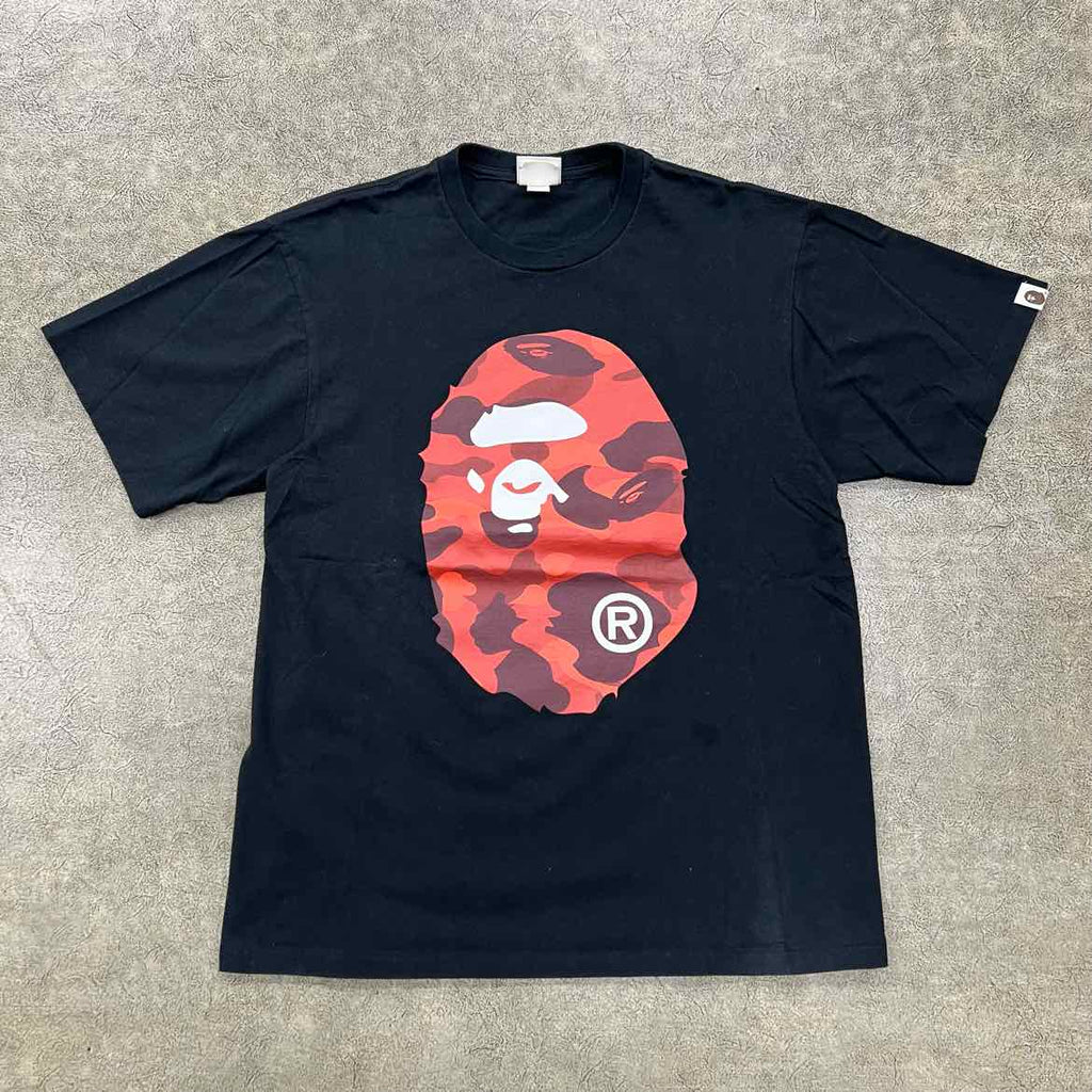 Bape T-Shirt "RED CAMO APE HEAD" Black Used Size XL