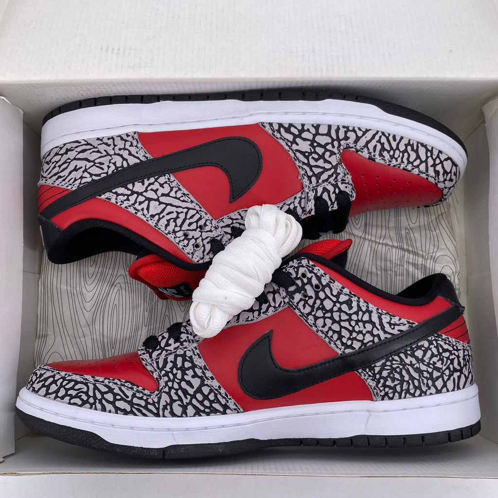 Nike Dunk Low SB "Supreme Red" 2012 Used Size 10