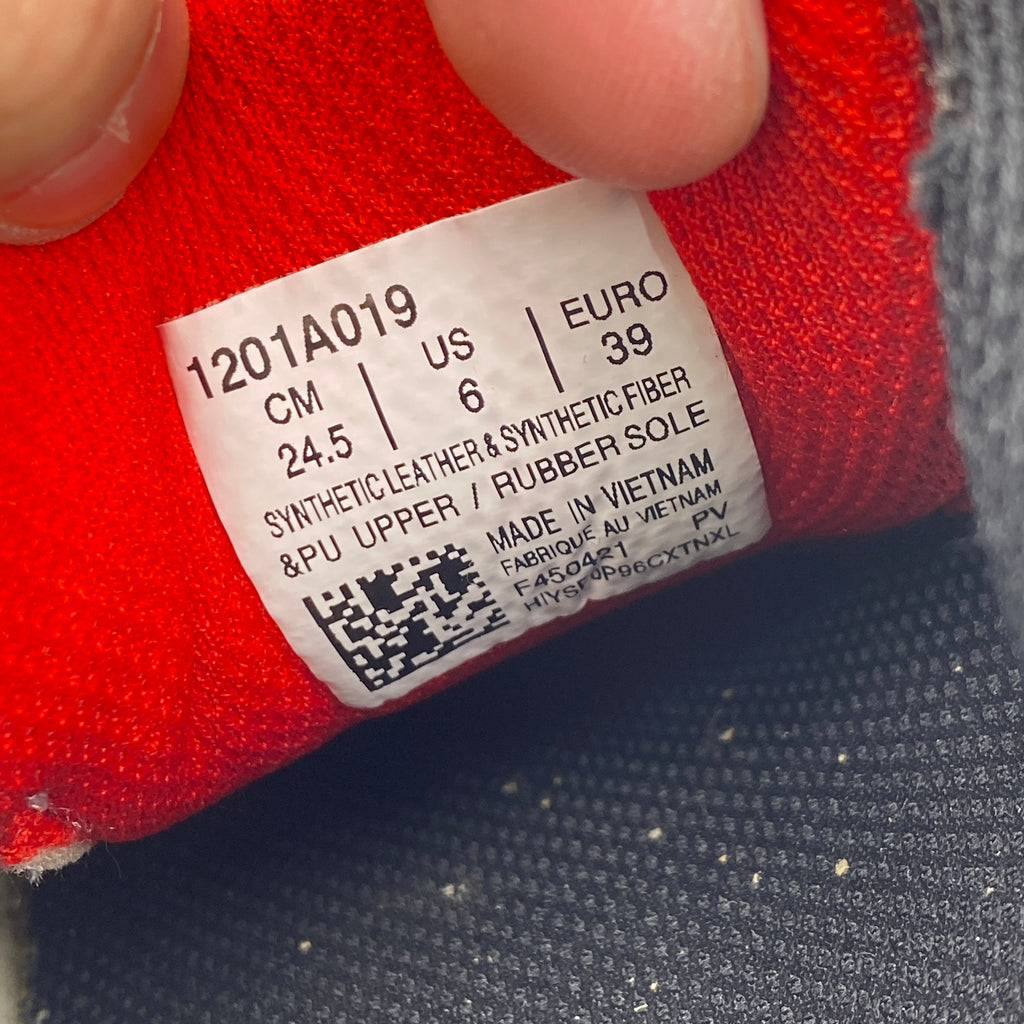 Asics Gel-Kayano 14 "White Red" 2020 Used Size 6