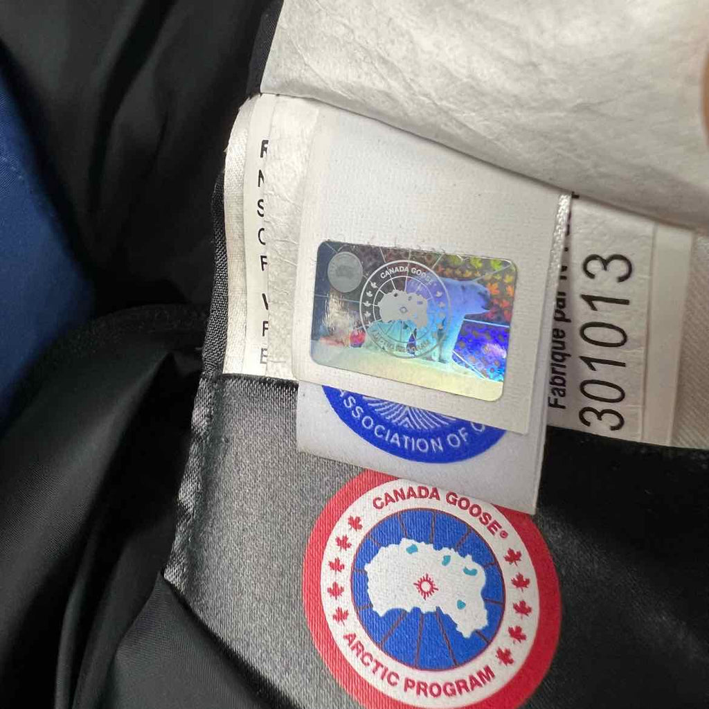 Canada Goose Jacket "EMORY" Blue Used Size L