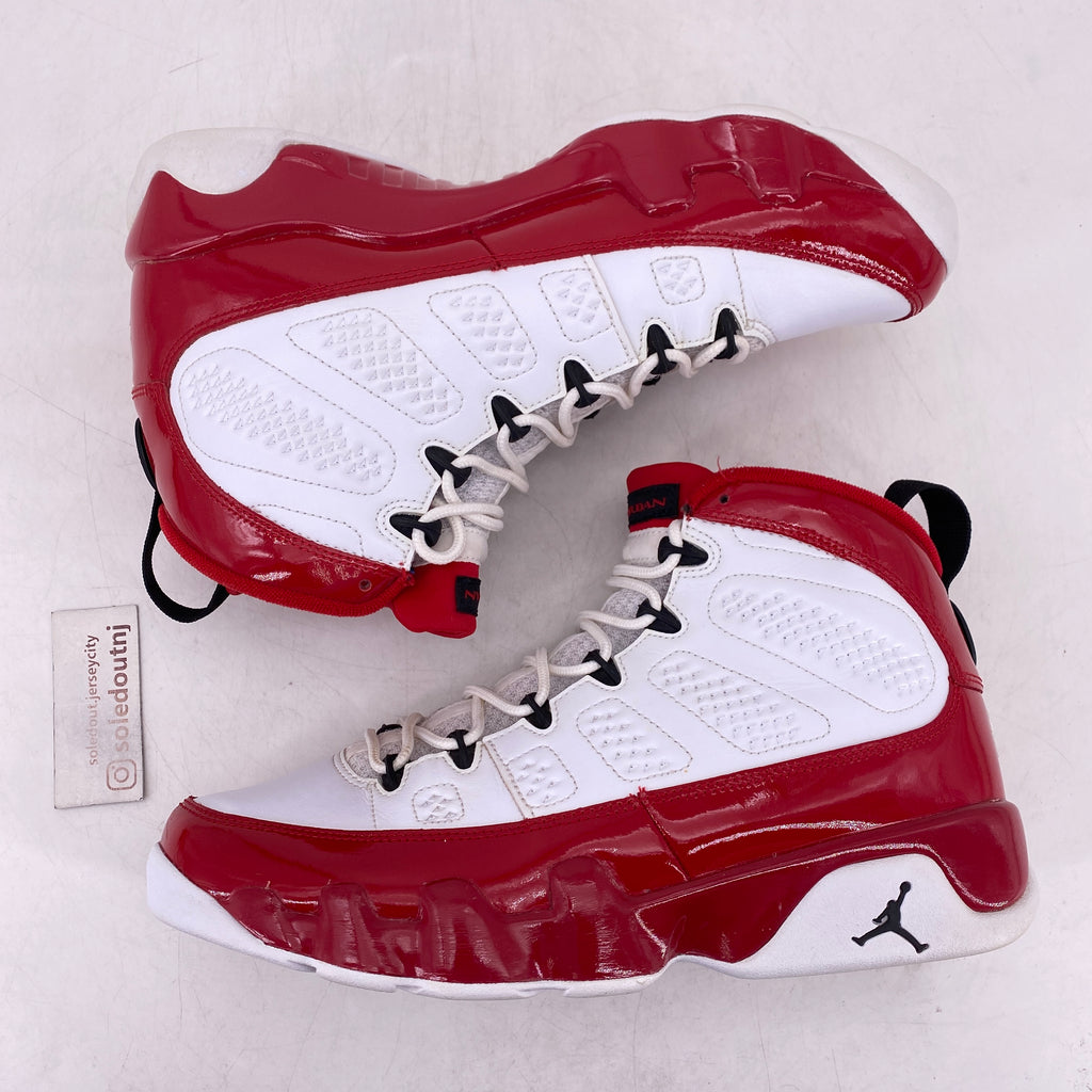 Air Jordan 9 Retro "White Gym Red" 2019 Used Size 9.5