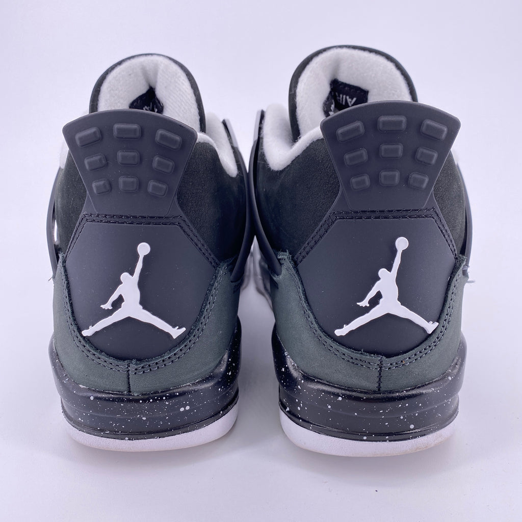 Air Jordan (GS) 4 Retro "Fear Pack" 2024 Used Size 4.5Y