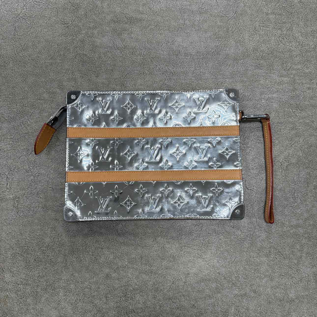 Louis Vuitton Pouch &quot;MIRROR TRUNK POCHETTE&quot; Used Silver Size OS