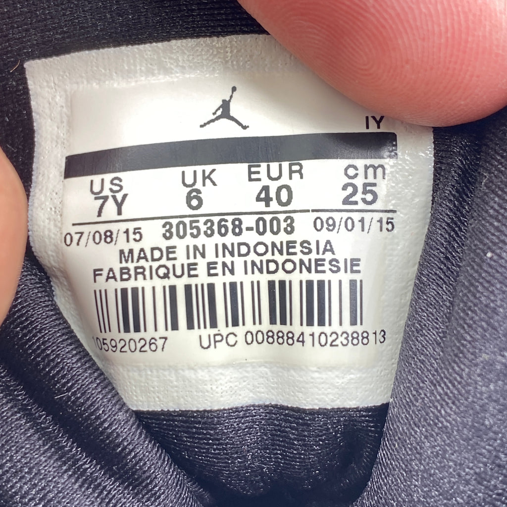 Air Jordan (GS) 8 Retro "Chrome" 2015 Used Size 7Y