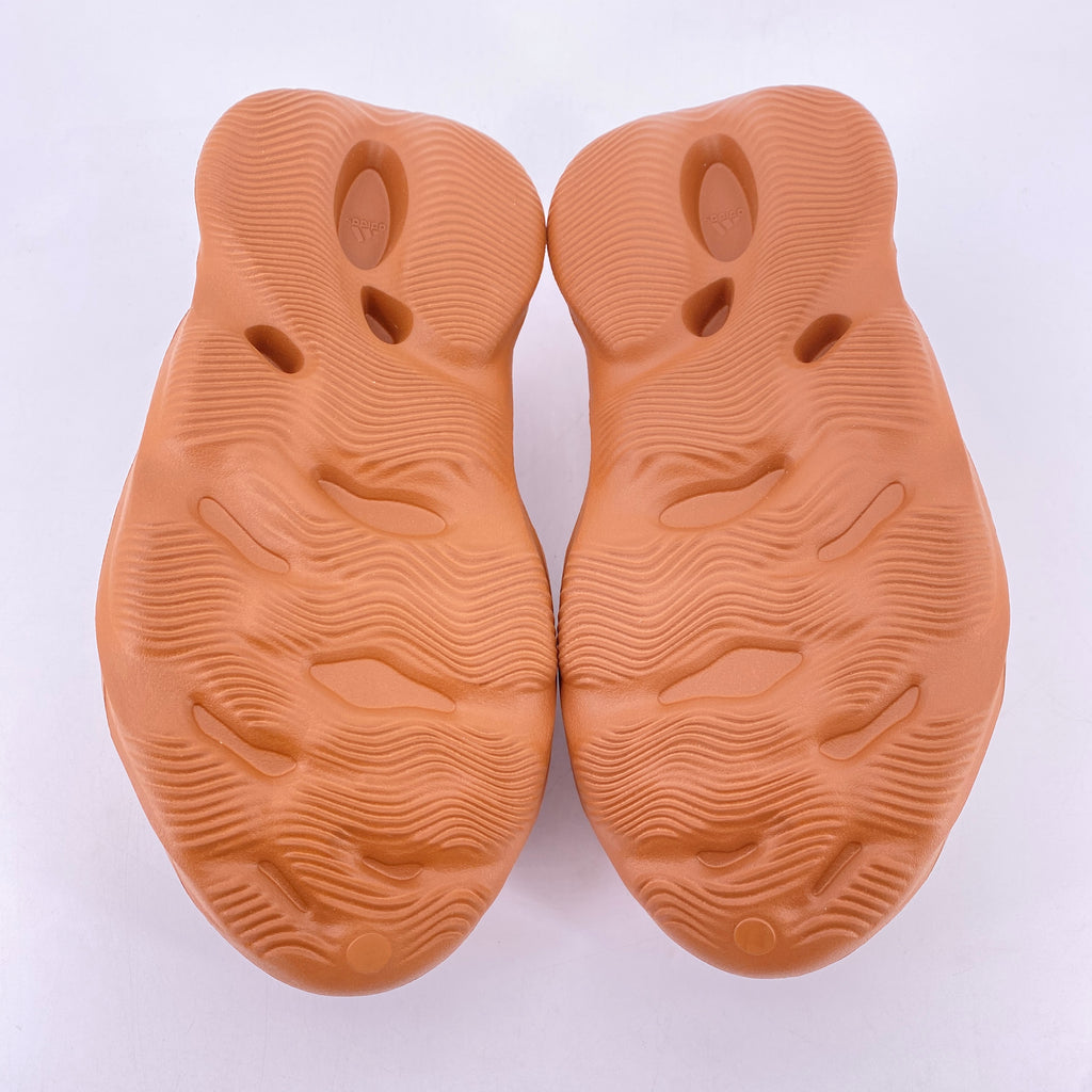 Yeezy Foam RNNR "Clay Red" 2023 New Size 9