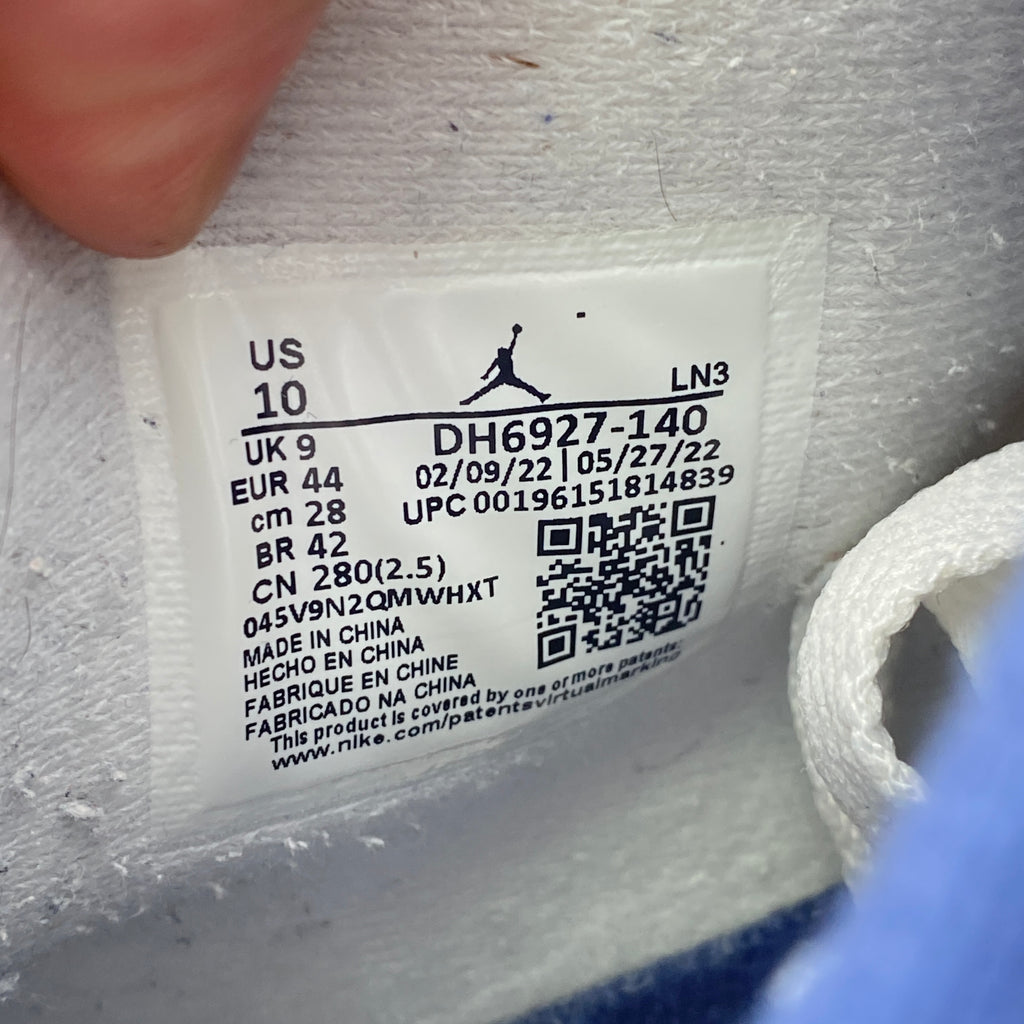 Air Jordan 4 Retro "Midnight Navy" 2022 Used Size 10
