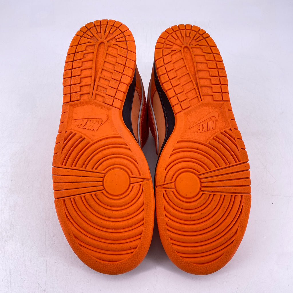 Nike SB Dunk Low "Orange Lobster" 2022 Used Size 8.5