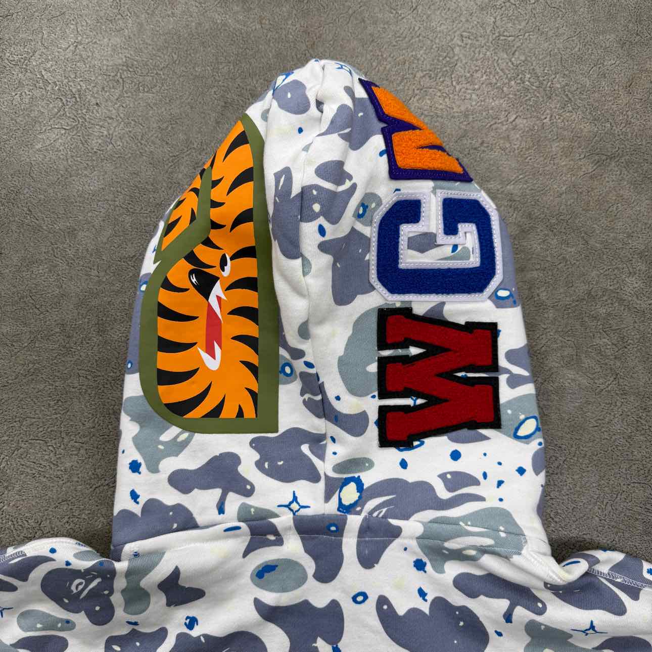 Bape Zip Up &quot;DOUBLE SHARK&quot; White Used Size XL