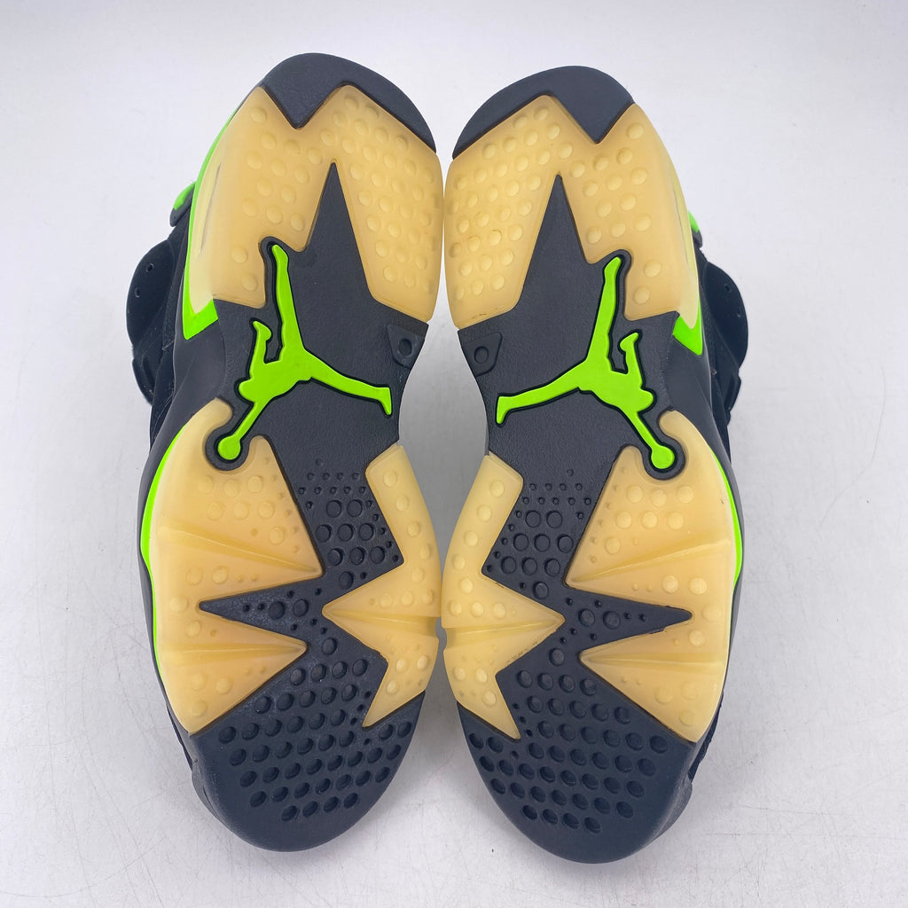 Air Jordan 6 Retro "Electric Green" 2021 Used Size 7.5
