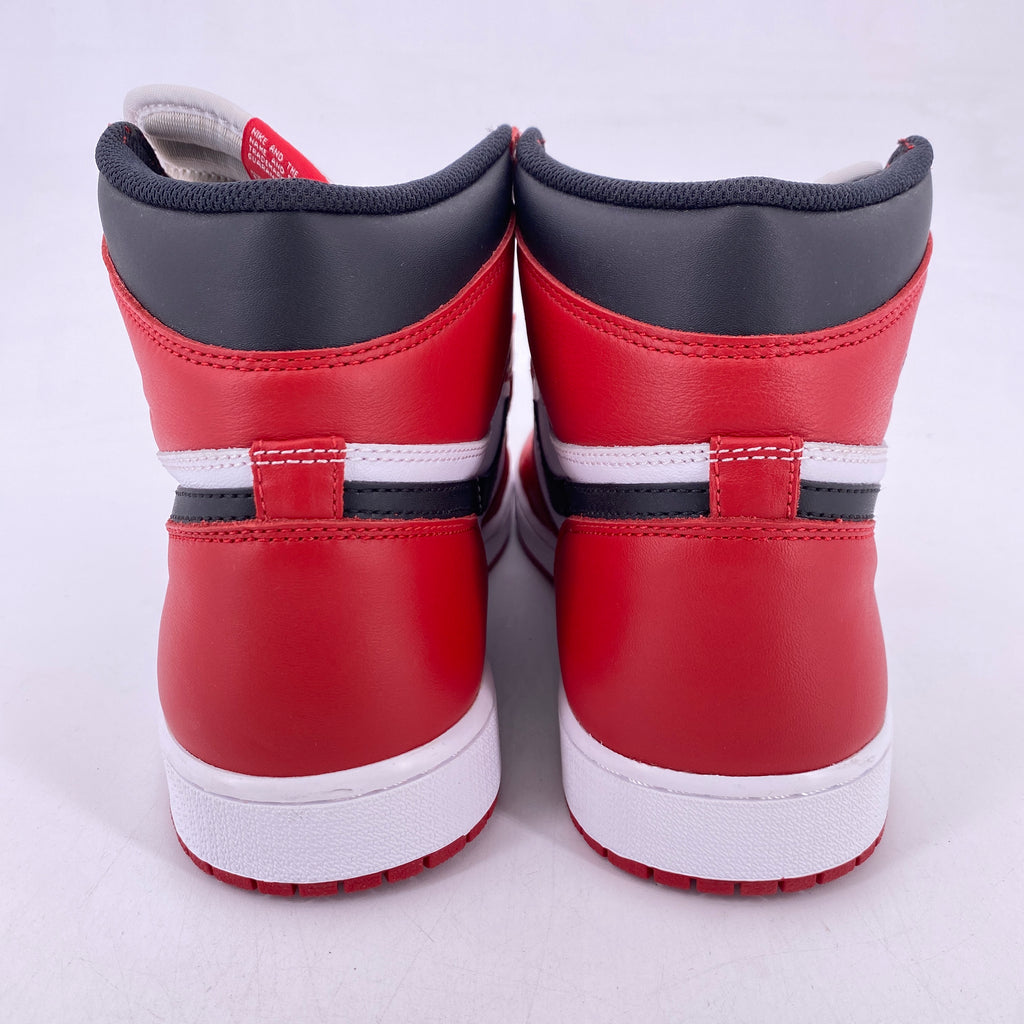Air Jordan 1 Retro High OG "Chicago" 2015 New Size 12
